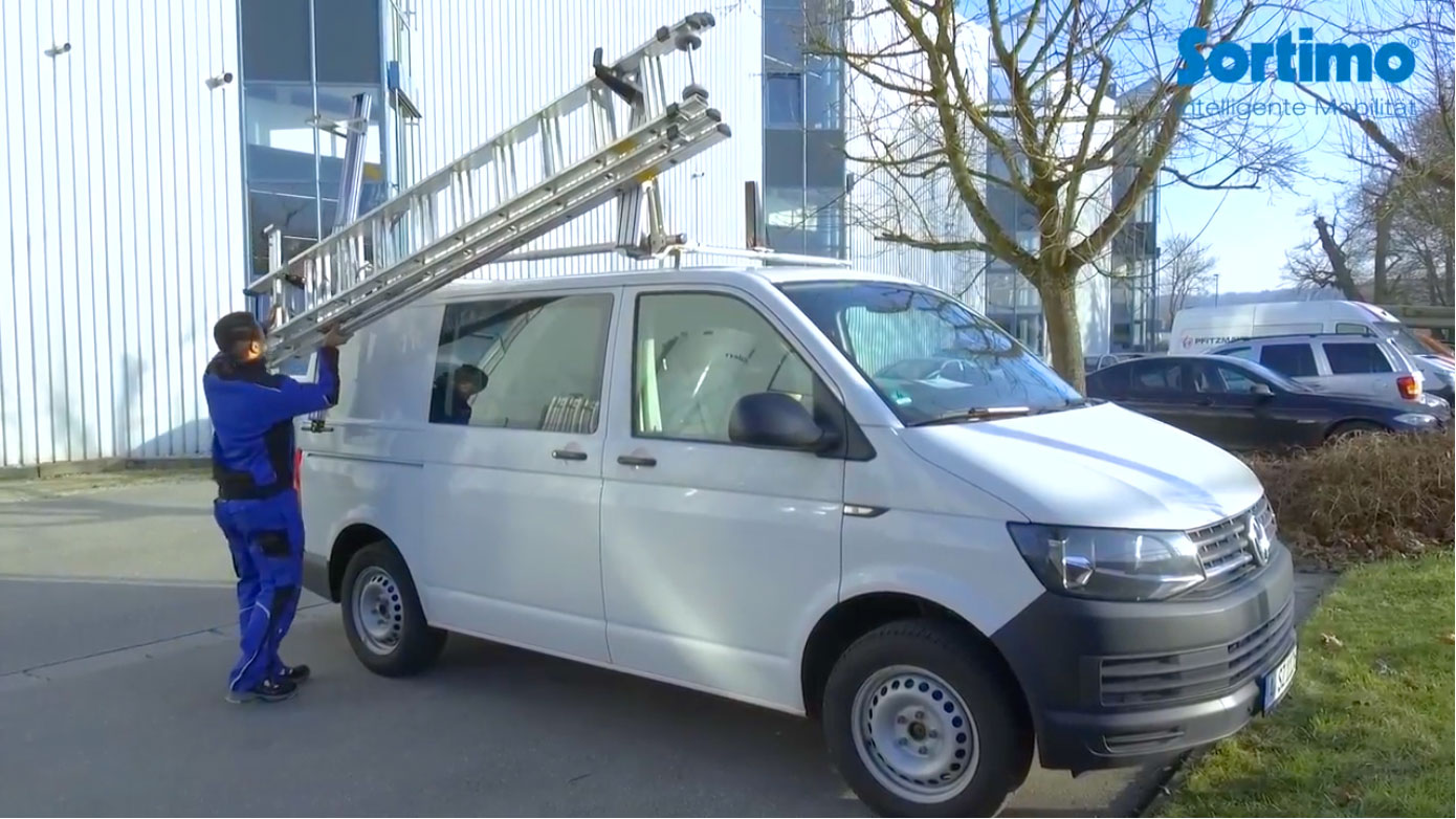 vehicle roof racking